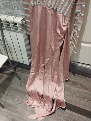 Vestido largo de fiesta rosa con pedrería talla L