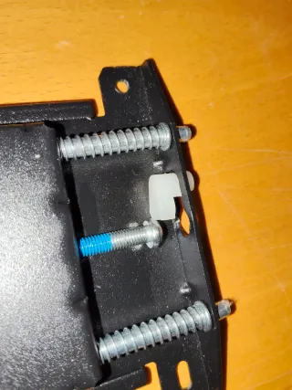 RUEDAS PUERTA CORREDERA