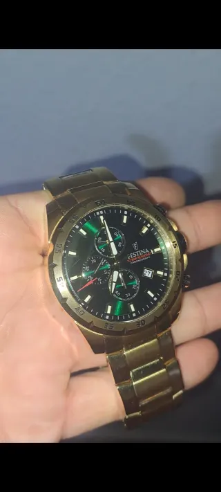 Reloj Festina Dorado y Verde Cronógrafo
