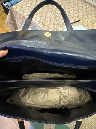 Borsa in vera pelle blu con dettagli oro