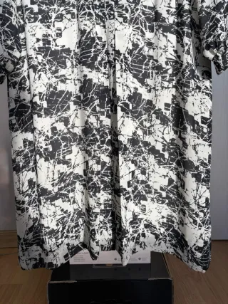 Vestido ligero entretiempo blanco y negro