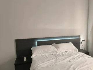 Cabecero de cama color gris