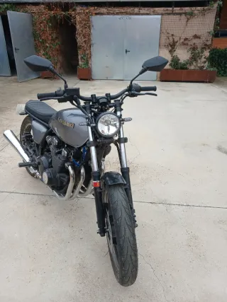 Kawasaki GPZ Café Racer