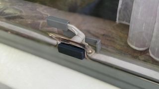 Generisch Bloqueo de ventana para autocaravana, pl