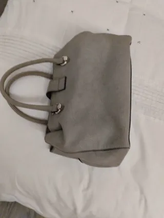 Bolso Guess Gris