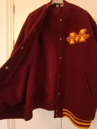 Chaqueta Sex Education oficial M Dolphins