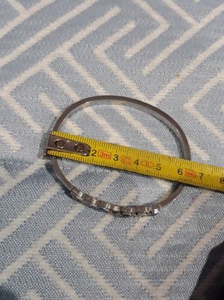 Pulsera Rígida Charm Piedras Multicolor