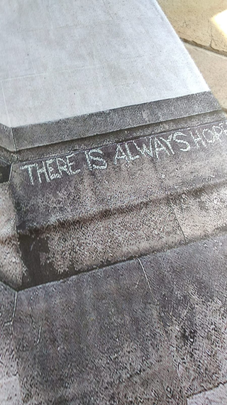 Stola Banksy Ragazza con Palloncino Double Face