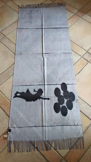 Stola Banksy Ragazza con Palloncino Double Face