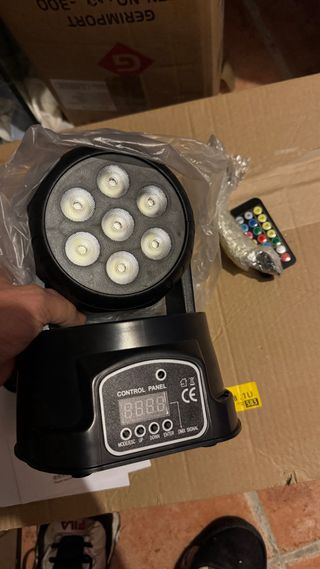 Betopper Lm70SR Cabeza Móvil para Fiestas