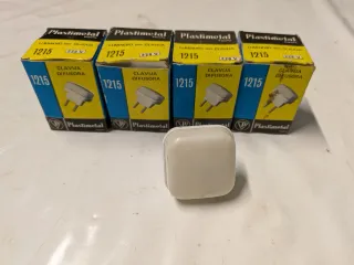 Clavijas Luminosas Plastimetal 1215