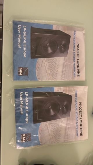 Coppia di monitor attivi Kali Audio LP-8