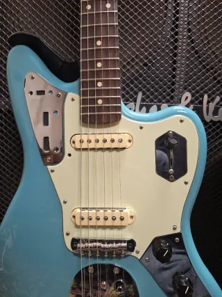 [Rent] Fender Jaguar II Aquatone Guitarra