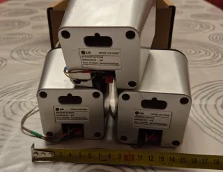 3 Altavoces LG 50W 6 Ohmios