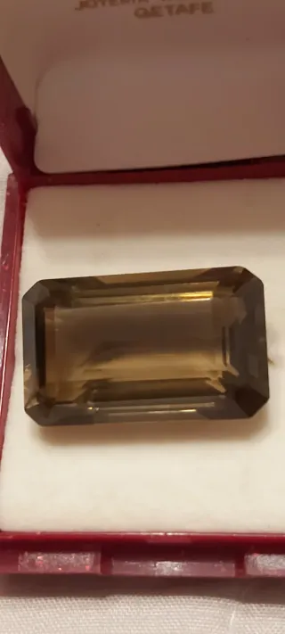 Topacio Marrón Rectangular Talla Rectangular