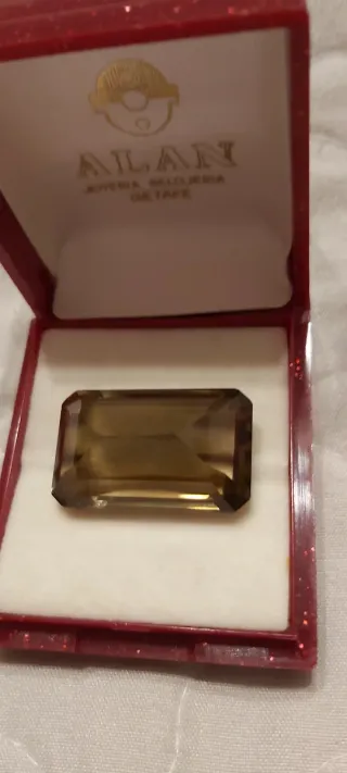 Topacio Marrón Rectangular Talla Rectangular