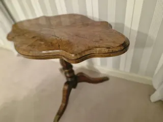 Mesa auxiliar madera maciza cerezo artesanal