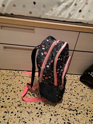 Mochila escolar tweet me