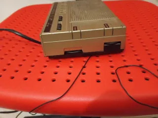 Radio despertador Oskar Beige/Plata