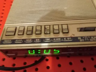 Radio despertador Oskar Beige/Plata