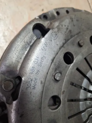 Kit Embrague BMW M30B35 Sachs