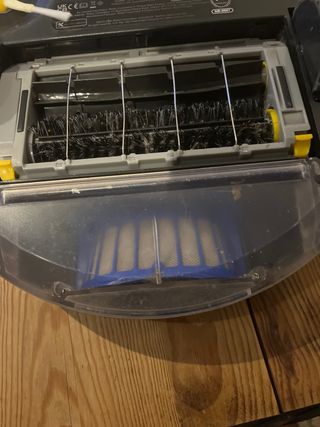 iRobot Roomba 676 - Para piezas incluye base