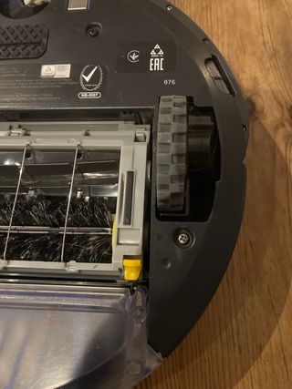 iRobot Roomba 676 - Para piezas incluye base