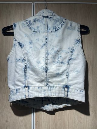 Chaleco vaquero desgastado talla 36