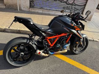 KTM 1390 Super Duke R