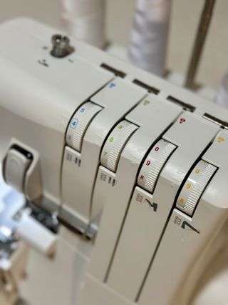 Remalladora Singer S14-78