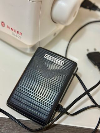 Remalladora Singer S14-78