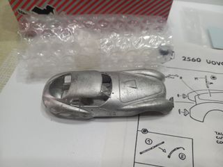 Tron kit Ferrari F2560 Uovo 1/43