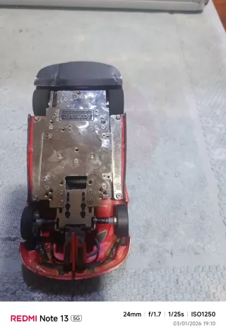 Coche a escala Dodge Viper 1/24