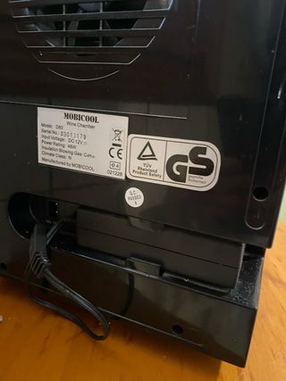 Vinoteca Mobicool 6 botellas (Casa/Coche 12V)