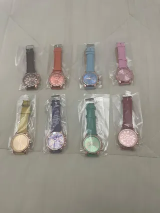 Relojes Unisex Varios Colores 3 euros unidad
