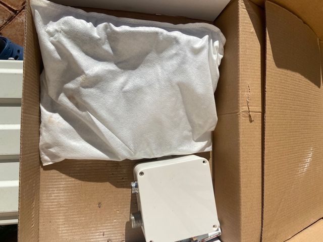 3 Grifos Electrónicos Lavabo Sensor