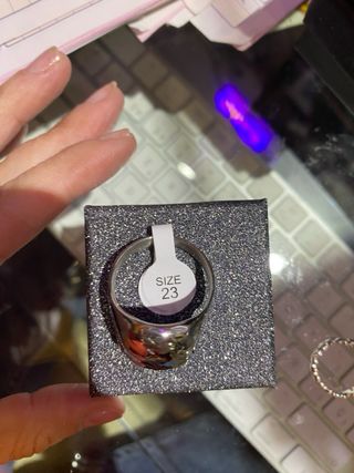 Anillo Calavera Ojos Rojos Plata