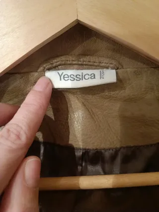 Cazadora C&A Beige/Marrón Talla 40