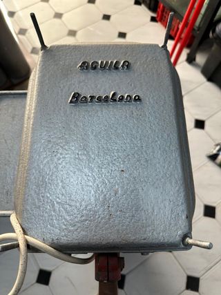 Máquina de soldar por puntos.