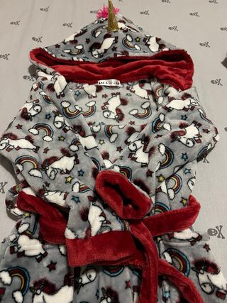 Bata infantil unicornio y arcoíris Talla 8-10