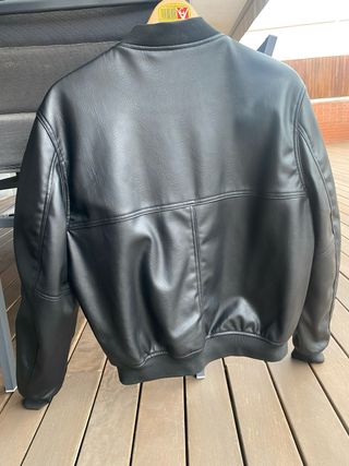 Cazadora bomber Zara hombre negra