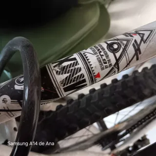 Bicicleta BTWIN Blanca