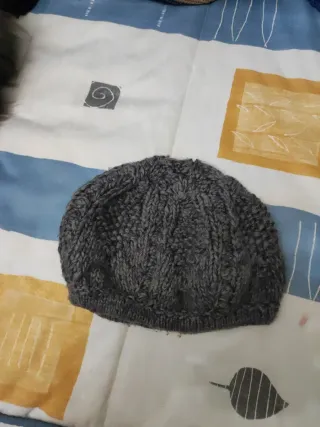 Gorros de lana hechos a mano - Varias tallas
