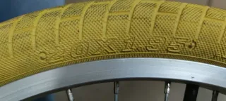 Monociclo QU-AX Amarillo