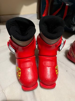 Botas de esquí rojas talla 18