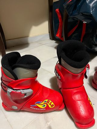 Botas de esquí rojas talla 18