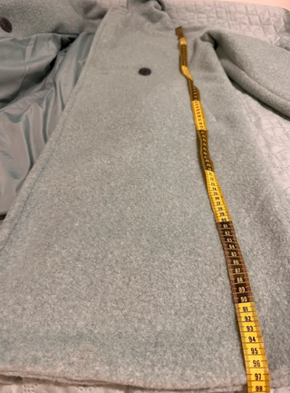 Abrigo moderno oversize azul