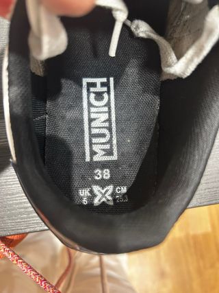 Deportivas Munich Mujer Talla 38