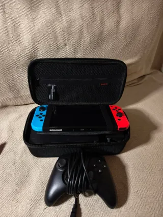 Nintendo Switch + Mando