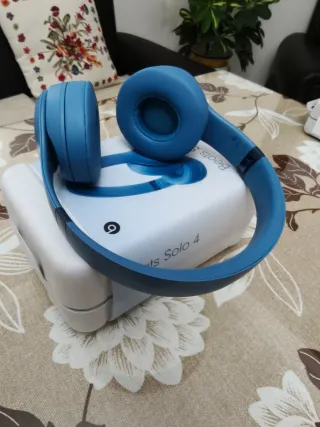 Beats Solo 4 Azul Pizarra